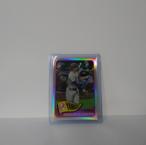 2021 Topps Chrome Refractor 1965 Giancarlo Stanton - Picture 3 of 4